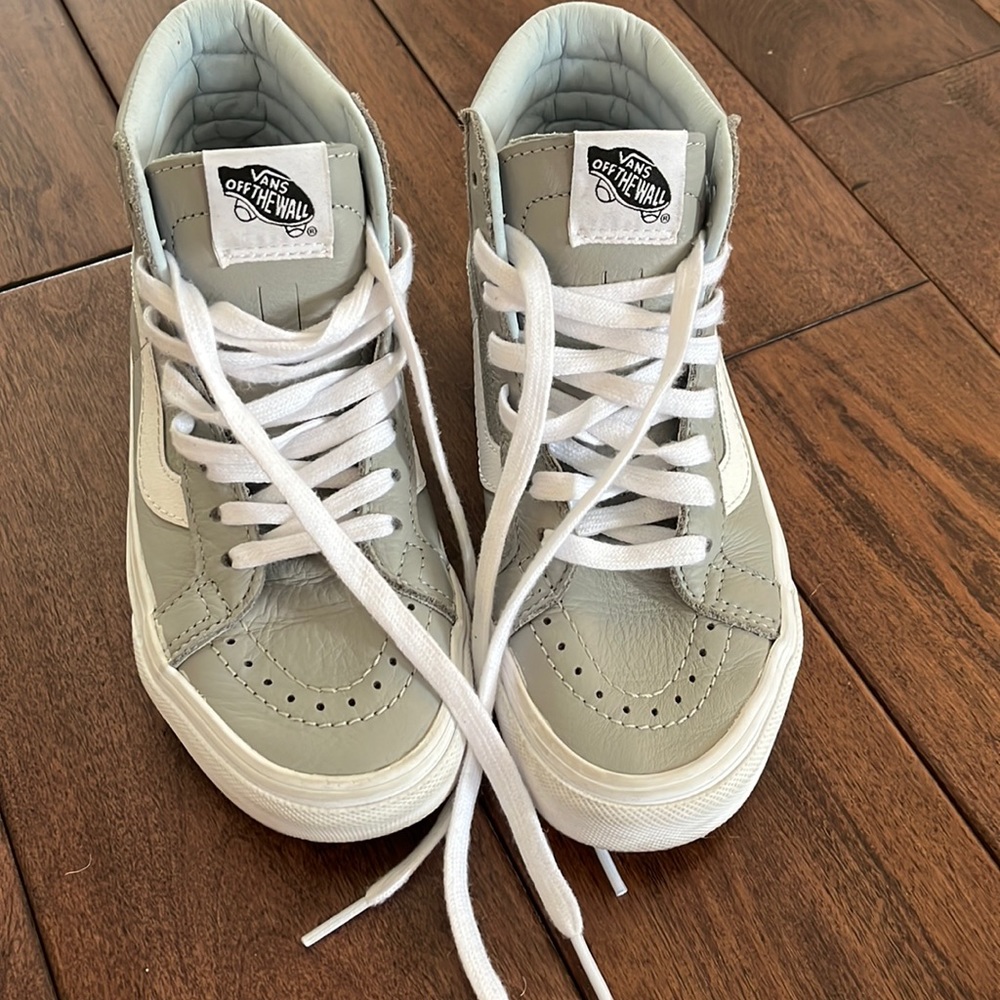 Vans gray leather sk8-hi sz 3.5 men (size 5 women’s)